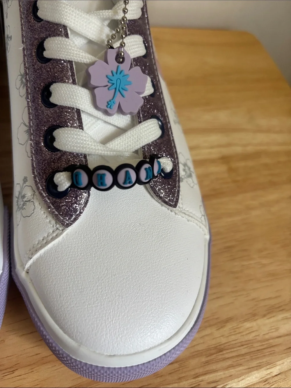 NEW Disney Ground Up White and Purple Lilo & Stitch Sneakers Size 7.5 Ohana